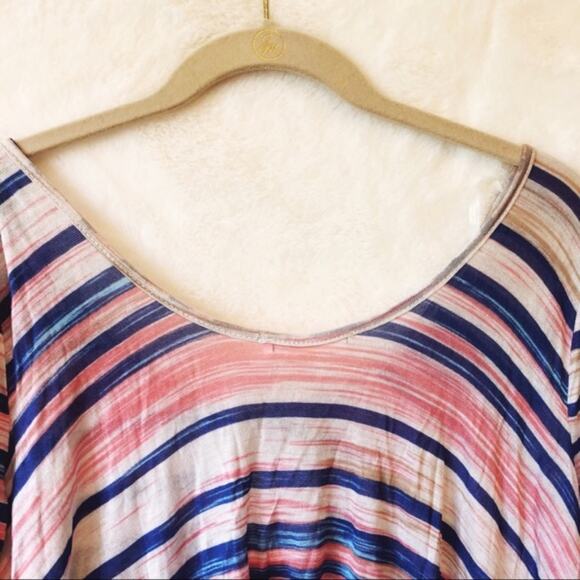 LUSH Multi-Colored Loose Cropped Top - Picture 3 of 4